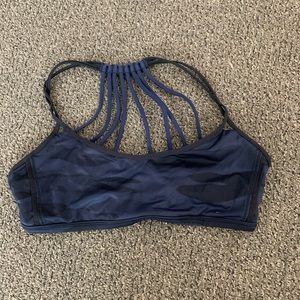 Lululemon sports bra with a strappy back / size 8